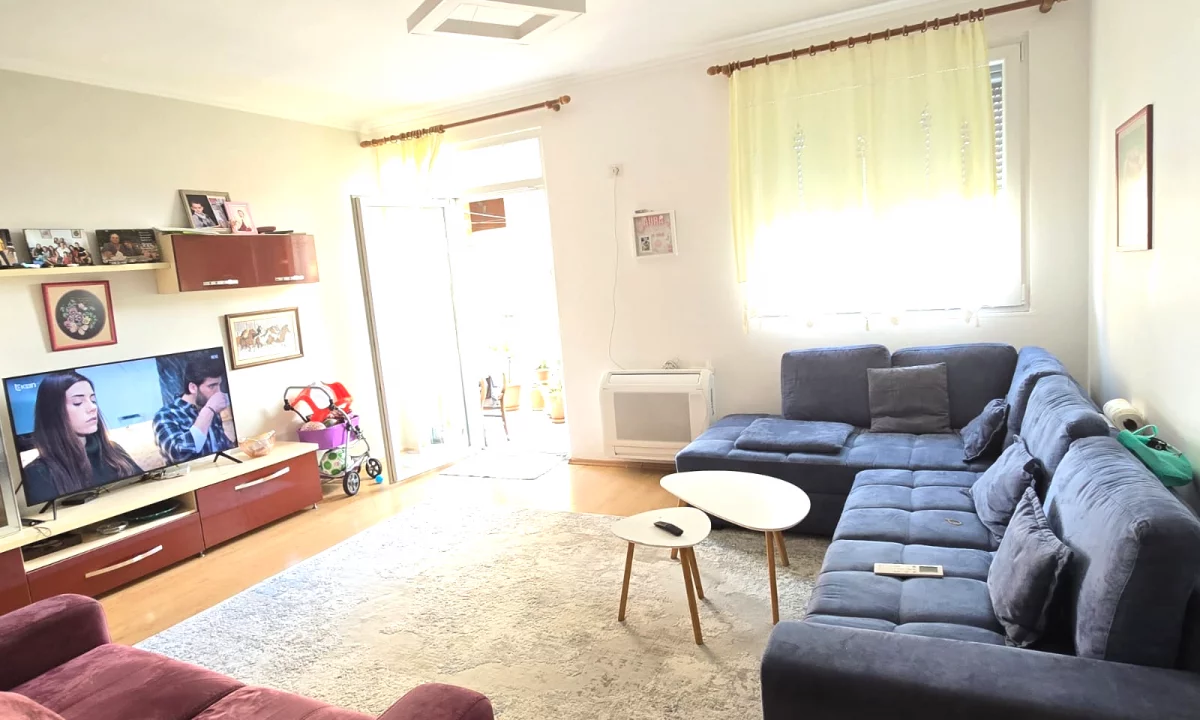 House for Sale Apartment in Tirana, 2+1, Furniture Furnished, Payment 112,000  Euro.