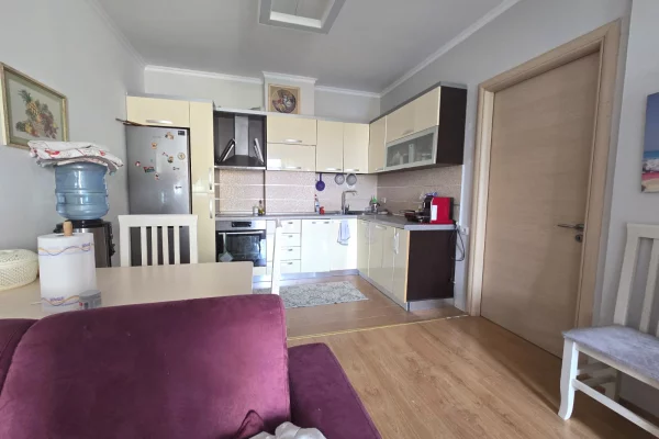 House for Sale Apartment in Tirana, 2+1, Furniture Furnished, Payment 112,000  Euro.