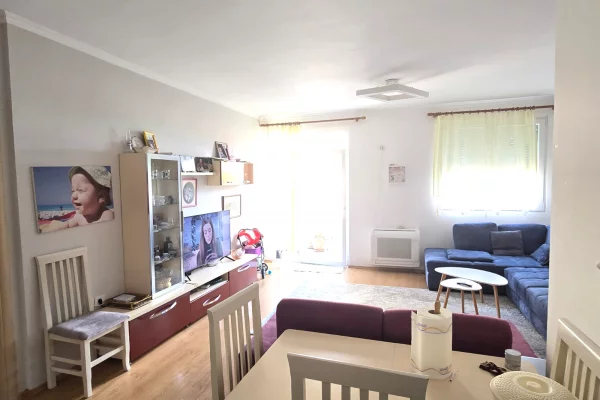 House for Sale Apartment in Tirana, 2+1, Furniture Furnished, Payment 112,000  Euro.