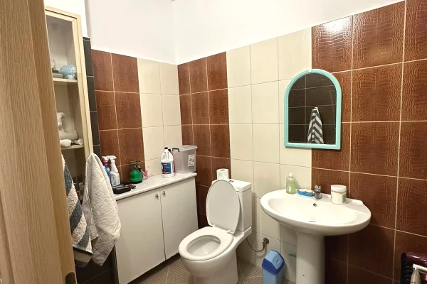House for Sale Apartment in Tirana, 2+1, Furniture Furnished, Payment 112,000  Euro.