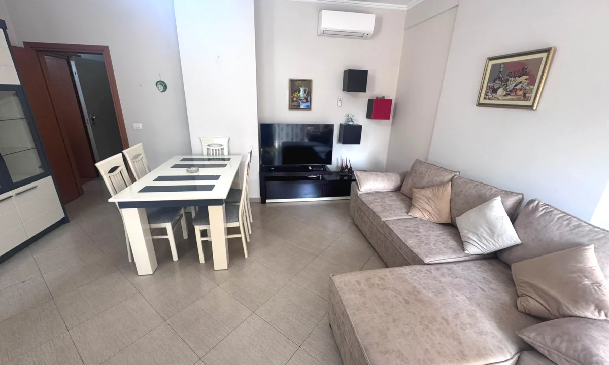 House for Rent Apartment in Tirana, 1+1, Furniture Furnished, Payment 70,000  Leke.