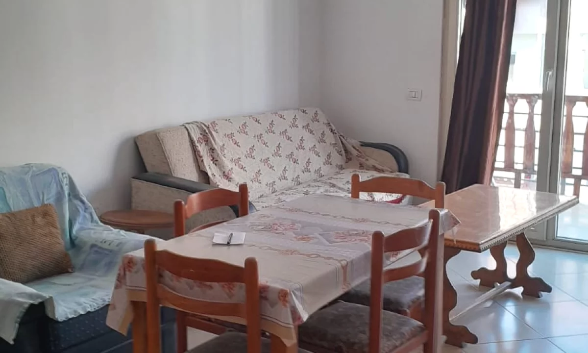 House for Rent Apartment in Tirana, 1+1, Furniture Furnished, Payment 42,000  Leke.