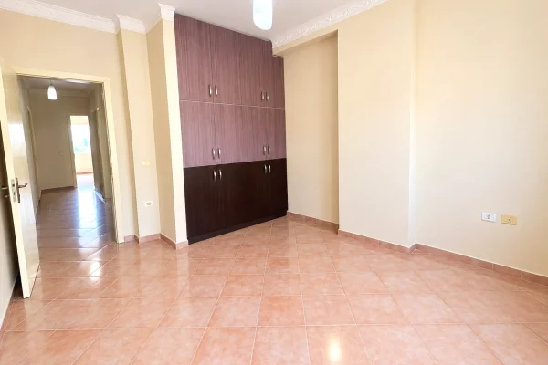 House for Sale Apartment in Tirana, 2+1, Furniture Emty, Payment 12,500,000  Leke.