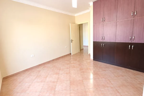 House for Sale Apartment in Tirana, 2+1, Furniture Emty, Payment 12,500,000  Leke.