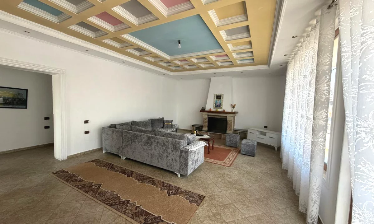 Shtepi me qera Apartament ne Tirane, 2+1, Mobilimi E mobiluar, Pagesa 60,000  Leke.