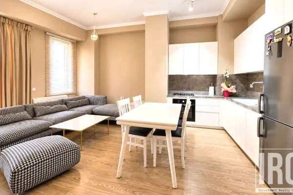 Shtepi ne shitje Apartament ne Tirane, 2+1, Mobilimi E mobiluar, Pagesa 332,000  Euro.