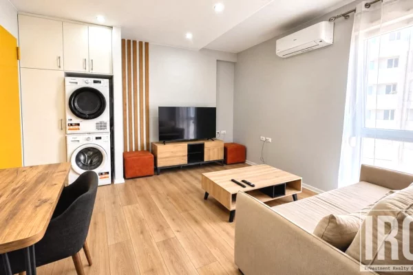 Shtepi ne shitje Apartament ne Tirane, 1+1, Mobilimi E mobiluar, Pagesa 14,200,000  Leke.