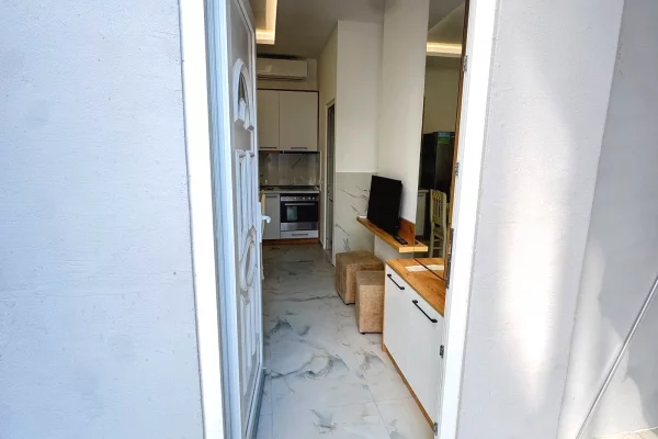 Shtepi me qera Apartament ne Tirane, Garsoniere, Mobilimi E mobiluar, Pagesa 40,000  Leke.