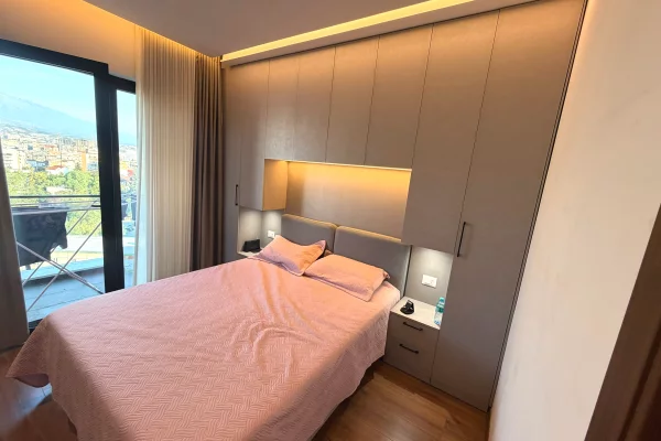 Shtepi ne shitje Apartament ne Tirane, 1+1, Mobilimi E mobiluar, Pagesa 170,000  Euro.