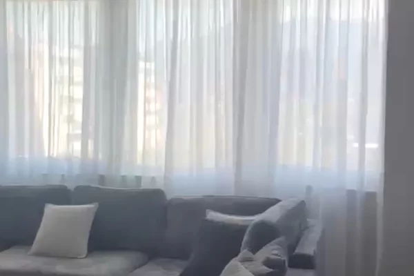 Jepet apartament 3+1 me qira tek Kompleksi Delijorgji .
