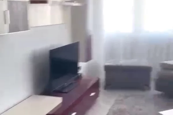 Shtepi me qera Apartament ne Tirane, 3+1, Mobilimi E mobiluar, Pagesa 1,200  Euro.