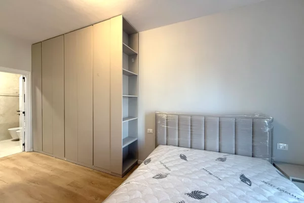 Shtepi me qera Apartament ne Tirane, 2+1, Mobilimi E mobiluar, Pagesa 900  Euro.