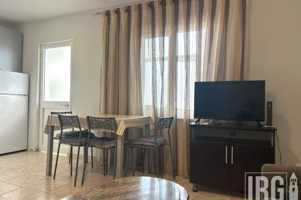 Shtepi me qera Apartament ne Tirane, 1+1, Mobilimi E mobiluar, Pagesa 550  Euro.