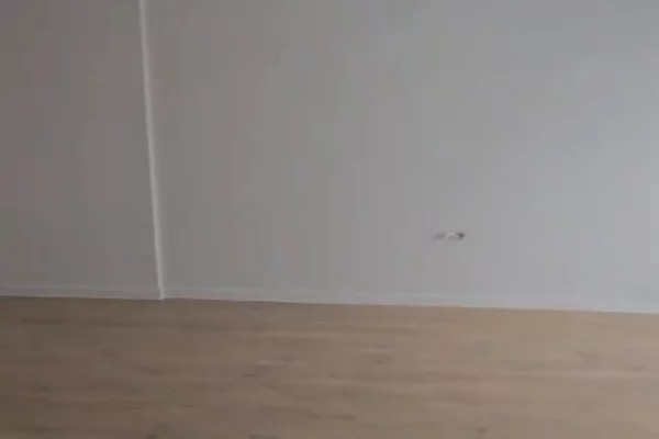 Shtepi ne shitje Apartament ne Tirane, 2+1, Mobilimi E mobiluar, Pagesa 229,000  Euro.