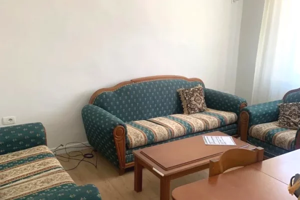 Shtepi me qera 2+1 ne Tirane - 550 Euro