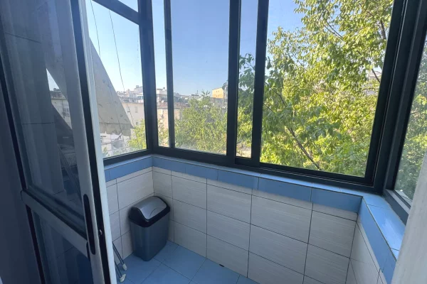 Shtepi ne shitje Apartament ne Tirane, 1+1, Mobilimi E mobiluar, Pagesa 12,500,000  Leke.