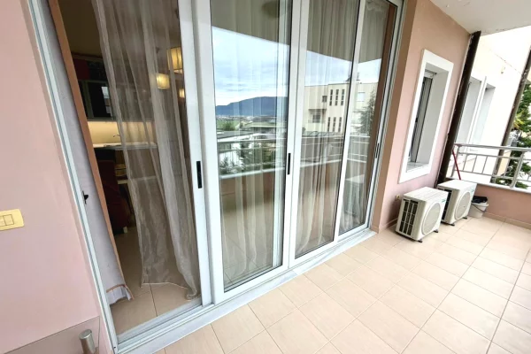 Shtepi me qera Apartament ne Tirane, 1+1, Mobilimi E mobiluar, Pagesa 55,000  Leke.