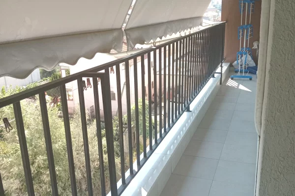Jepet me qera apartament 3+1+2 tualete  te Rruga 5 Maji.