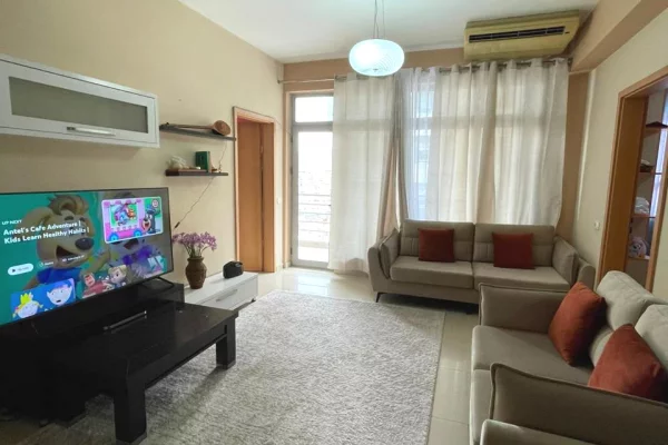 Shtepi me qera 2+1 ne Tirane - 70,000 Leke