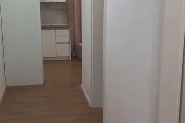Shtepi me qera Apartament ne Tirane, 1+1, Mobilimi E mobiluar, Pagesa 450  Euro.