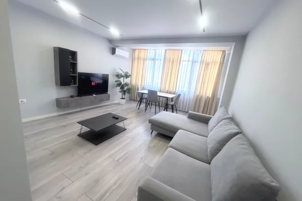 Shtepi ne shitje 2+1 ne Tirane - 250,000 Euro