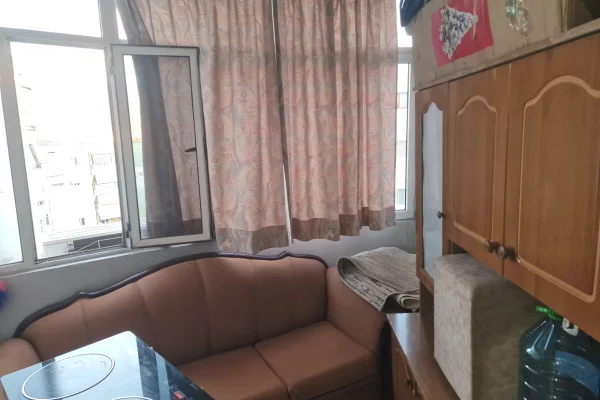 Shtepi ne shitje Apartament ne Tirane, 2+1, Mobilimi E mobiluar, Pagesa 160,000  Euro.