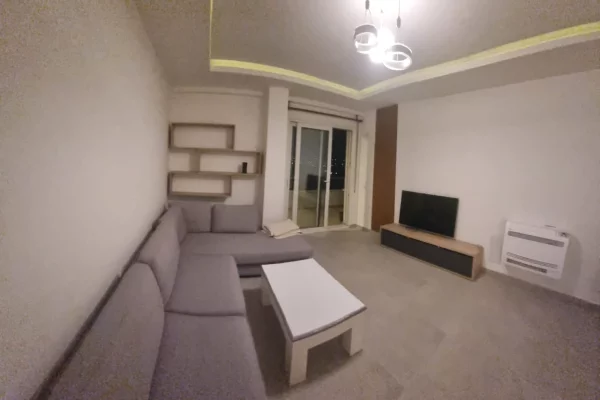 Shtepi me qera Apartament ne Tirane, 2+1, Mobilimi E mobiluar, Pagesa 65,000  Leke.