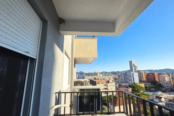 Shtepi me qera Apartament ne Tirane, 2+1, Mobilimi E mobiluar, Pagesa 900  Euro.