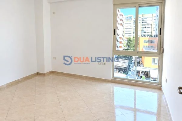 Shtepi me qera Apartament ne Tirane, 2+1, Mobilimi Bosh, pa mobiluar, Pagesa 60,000  Leke.