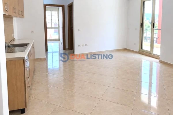 Shtepi me qera 2+1 ne Tirane - 60,000 Leke