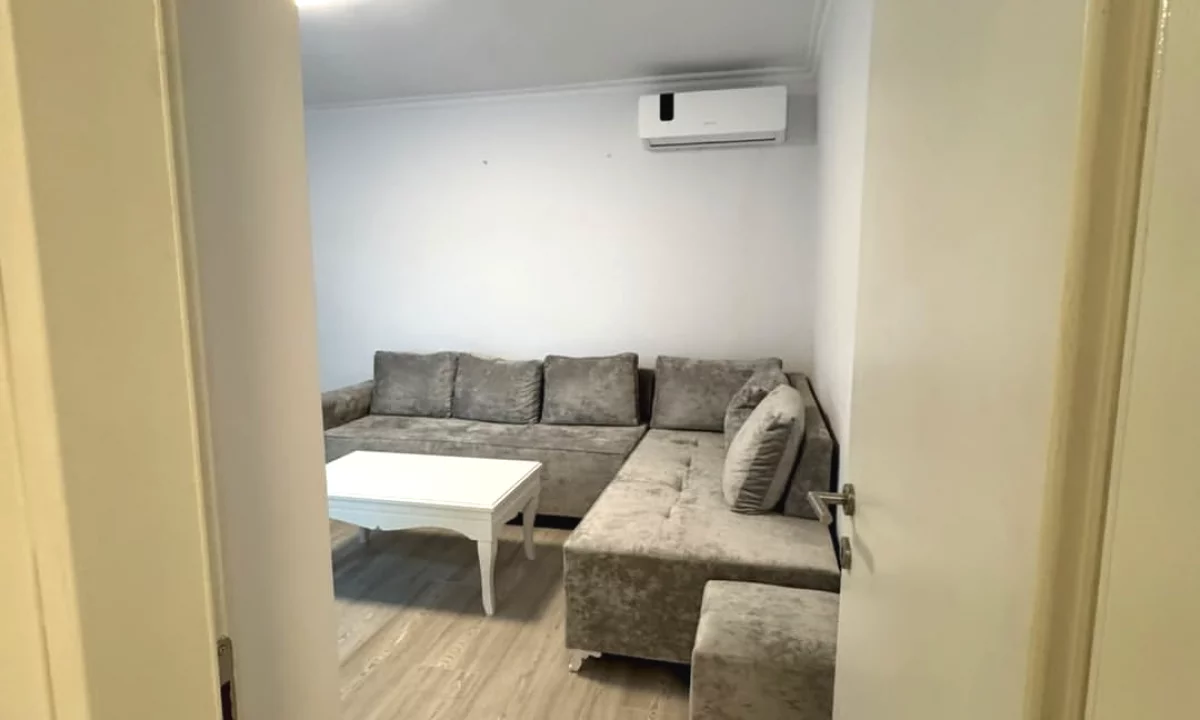 Shtepi ne shitje Apartament ne Tirane, 1+1, Mobilimi E mobiluar, Pagesa 11,500,000  Leke.