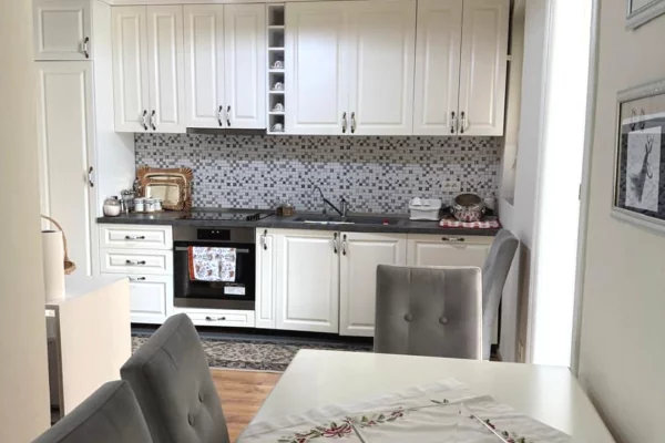 Shtepi ne shitje 2+1 ne Tirane - 239,000 Euro