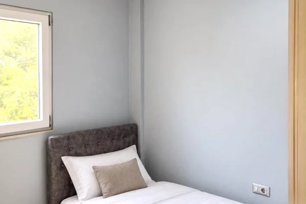 Shtepi me qera Apartament ne Tirane, 2+1, Mobilimi E mobiluar, Pagesa 60,000  Leke.