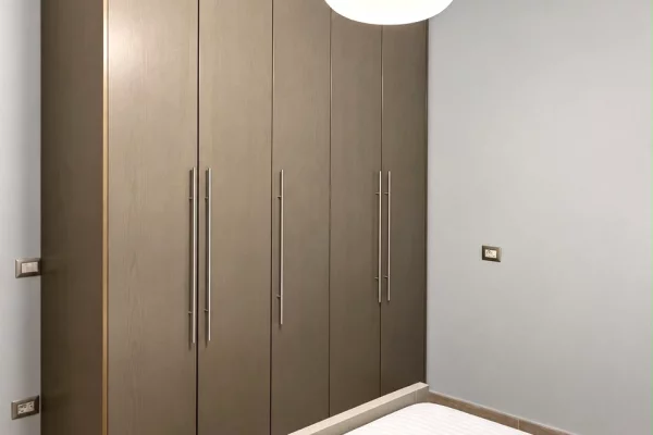 Shtepi me qera Apartament ne Tirane, 2+1, Mobilimi E mobiluar, Pagesa 60,000  Leke.