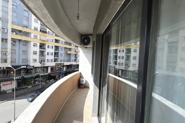 Shtepi me qera 2+1 ne Tirane - 55,000 Leke