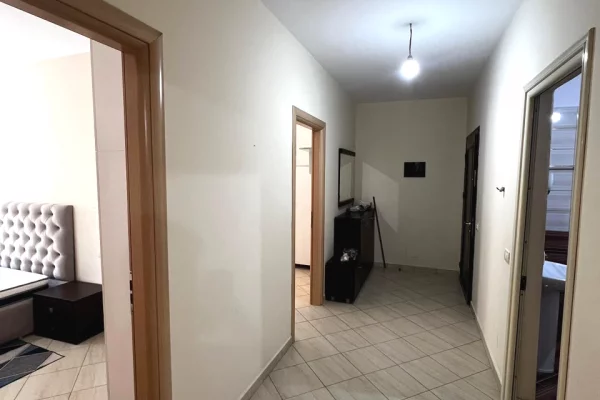 Shtepi me qera Apartament ne Tirane, 2+1, Mobilimi E mobiluar, Pagesa 55,000  Leke.