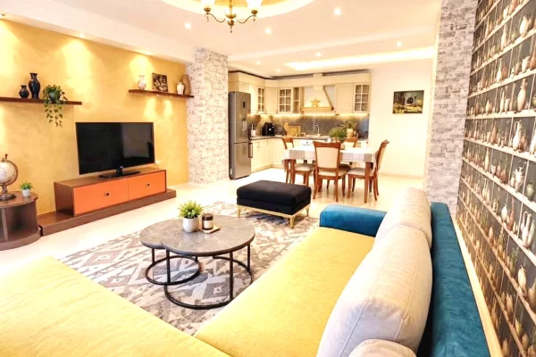 Shtepi ne shitje Apartament ne Tirane, 2+1, Mobilimi E mobiluar, Pagesa 325,000  Euro.