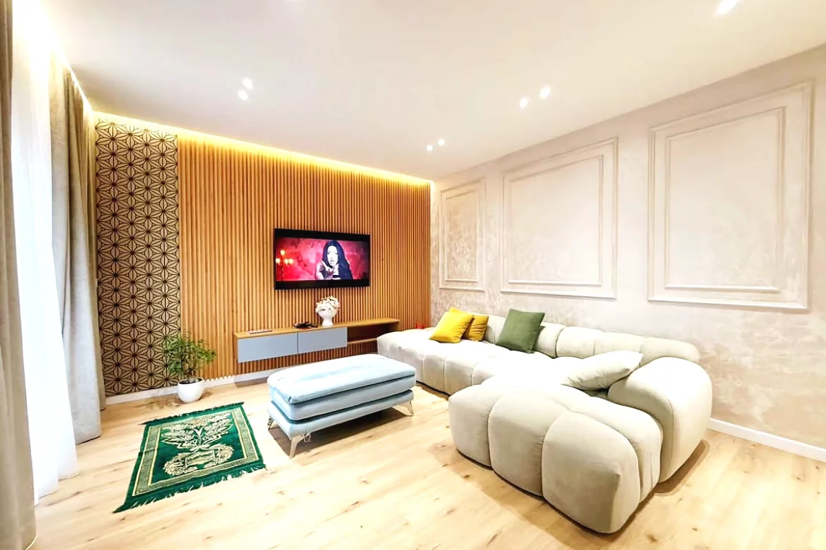 Shtepi ne shitje Apartament ne Tirane, 2+1, Mobilimi E mobiluar, Pagesa 270,000  Euro.