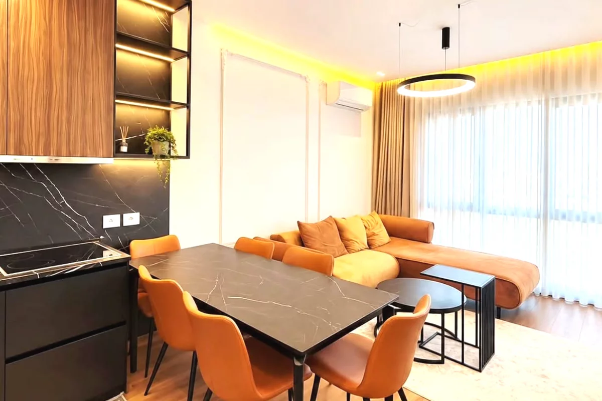 Shtepi ne shitje Apartament ne Tirane, 1+1, Mobilimi E mobiluar, Pagesa 170,000  Euro.