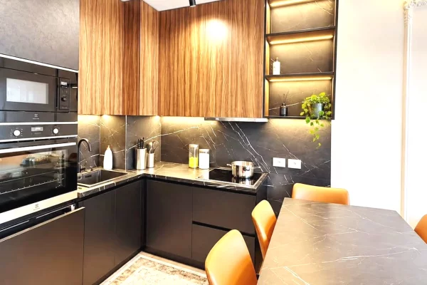 Shtepi ne shitje Apartament ne Tirane, 1+1, Mobilimi E mobiluar, Pagesa 170,000  Euro.