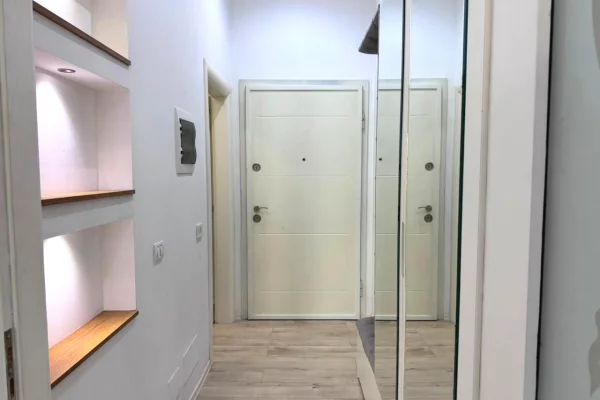 Shtepi me qera Apartament ne Tirane, 2+1, Mobilimi E mobiluar, Pagesa 80,000  Leke.