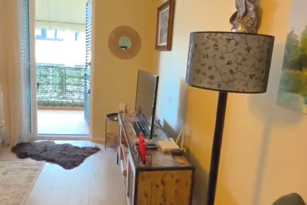 Shtepi me qera Apartament ne Tirane, 1+1, Mobilimi E mobiluar, Pagesa 67,000  Leke.
