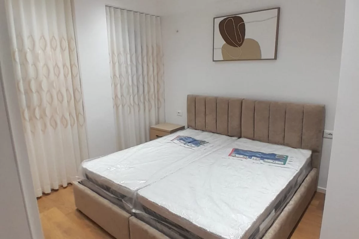 Shtepi me qera Apartament ne Tirane, 1+1, Mobilimi E mobiluar, Pagesa 70,000  Leke.