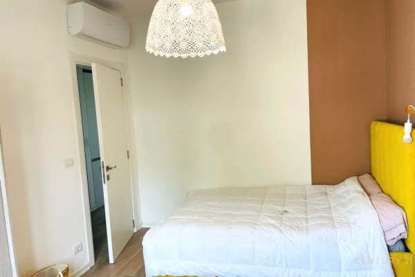 Shtepi ne shitje Apartament ne Durres, 2+1, Mobilimi E mobiluar, Pagesa 220,000  Euro.