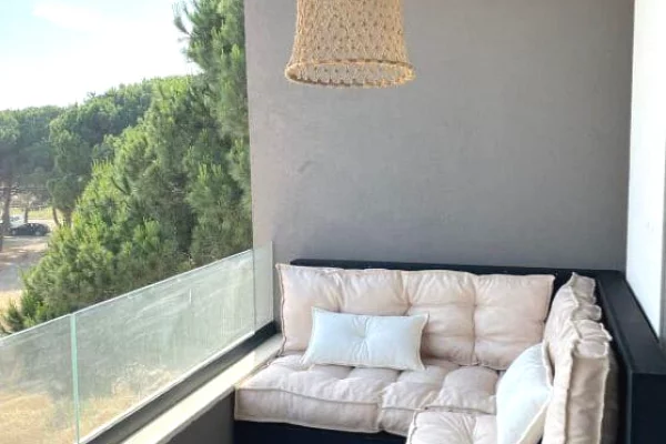 Shtepi ne shitje Apartament ne Durres, 2+1, Mobilimi E mobiluar, Pagesa 220,000  Euro.