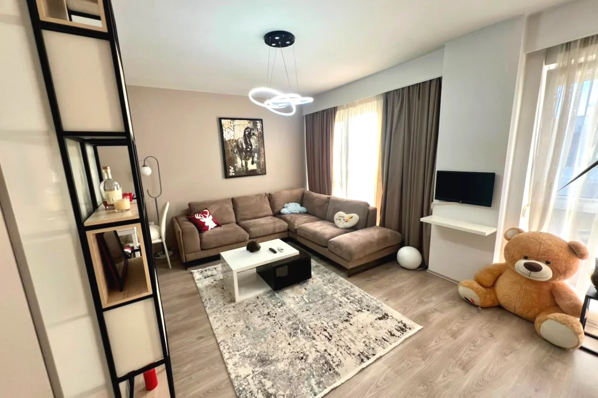 Shtepi me qera Apartament ne Tirane, 1+1, Mobilimi E mobiluar, Pagesa 600  Euro.
