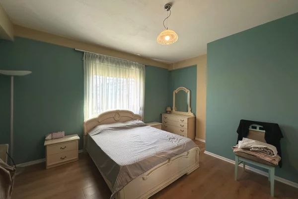 Shtepi me qera Apartament ne Tirane, 2+1, Mobilimi E mobiluar, Pagesa 650  Euro.