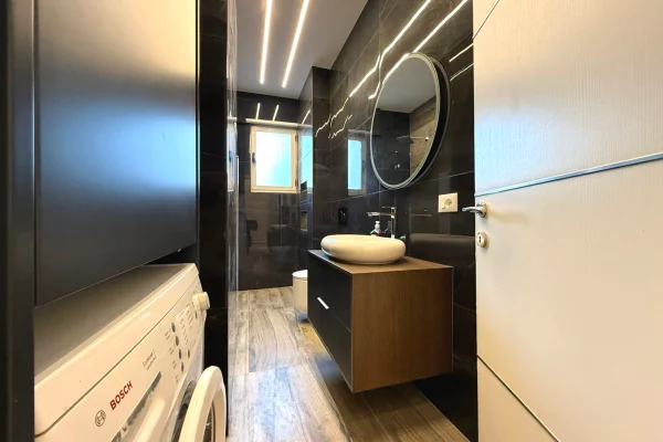 Shtepi me qera Apartament ne Tirane, 2+1, Mobilimi E mobiluar, Pagesa 100,000  Leke.