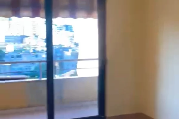 Shtepi ne shitje Apartament ne Tirane, 2+1, Mobilimi Pjeserisht e mobiluar, Pagesa 23,000,000  Leke.