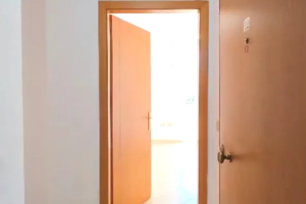 Shtepi ne shitje Apartament ne Tirane, 2+1, Mobilimi Bosh, pa mobiluar, Pagesa 16,500,000  Leke.